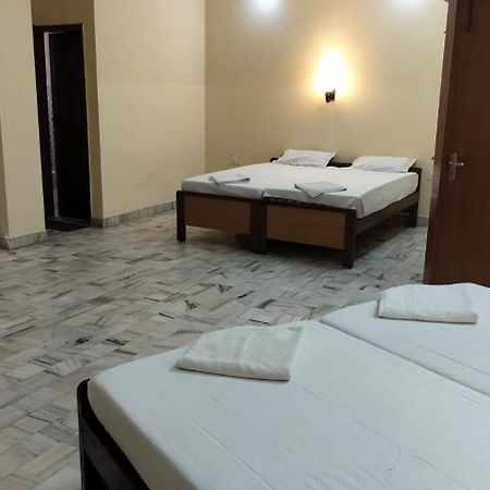 Sarnath Motel And Resort Varanasi Exterior foto